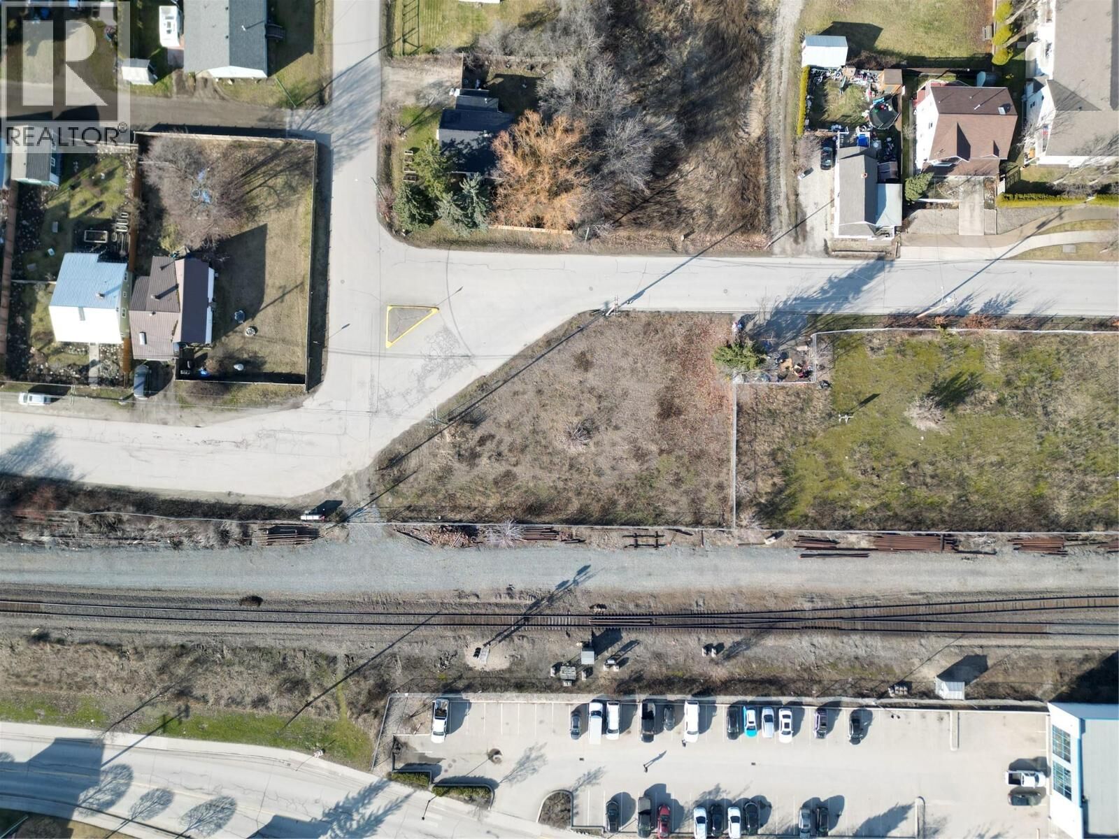 Property Photo:  260 Beatty Avenue Northwest  BC V1E 1W3 