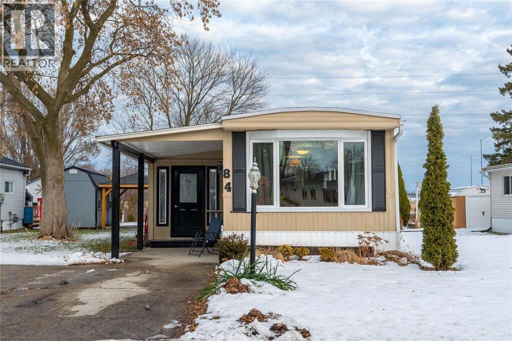 Photo de la propriété:  1940 London Line 84  ON N7W 1B5 