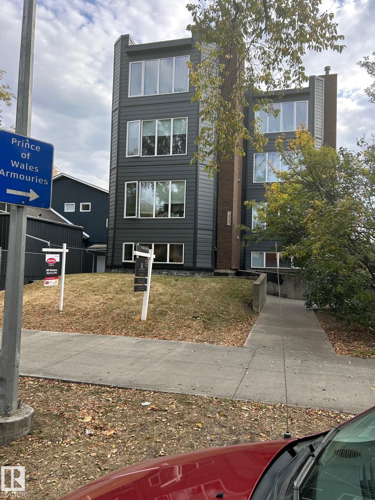 Property Photo: 10743 107 Street NW 401 AB T5H 2Y9