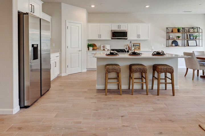 Property Photo:  2471 E O'Keefe Drive  CA 93720 