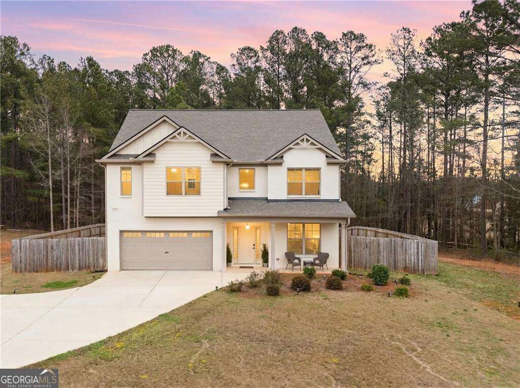 Property Photo:  1511 New Hope Road  GA 30248 