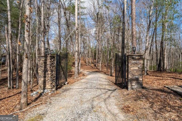 Property Photo:  858 River Forest Run  GA 30528 
