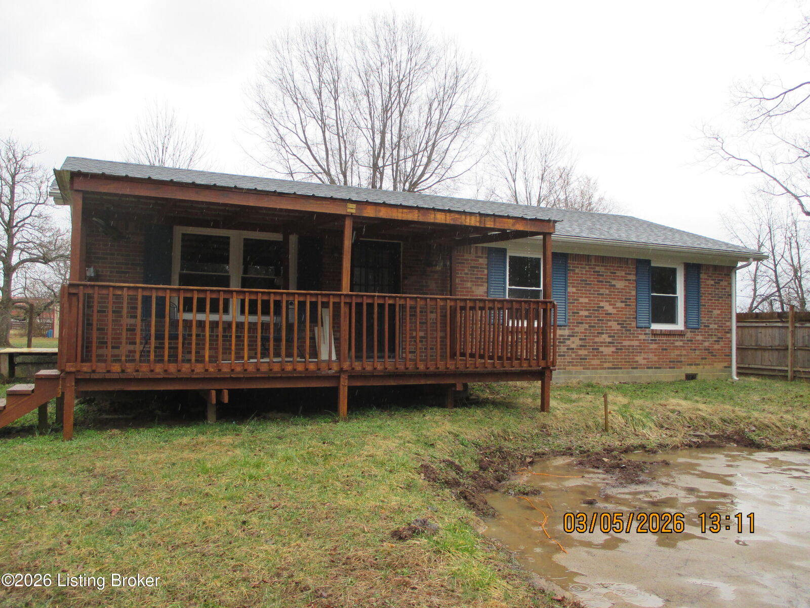 Property Photo:  5560 New Shepherdsville Rd  KY 40013 