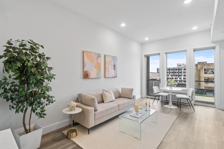 Property Photo:  412 Whiton St 401  NJ 07304 