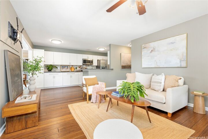 Property Photo:  94-839 Lumiauau Street M101  HI 96797 