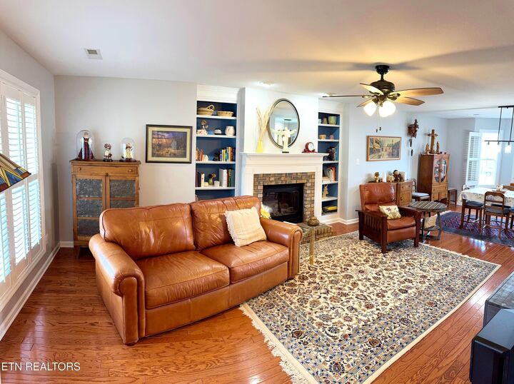Property Photo:  2327 Autumn Knoll Drive  TN 37920 