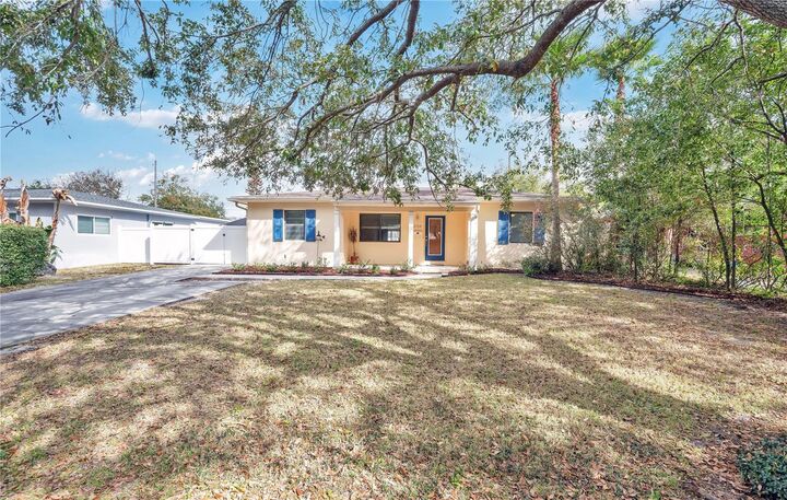 Property Photo:  3709 Mockingbird Lane  FL 32803 