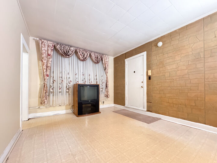 Property Photo: 3147 S Throop Street IL 60608