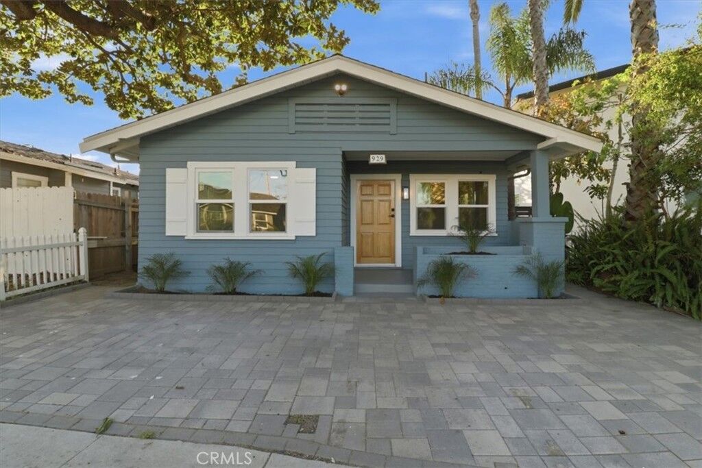 Property Photo: 929 Arlington Ave CA 90501