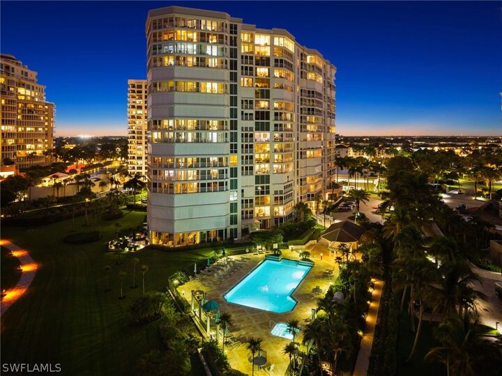 Property Photo:  4401 Gulf Shore Boulevard N D806  FL 34103 