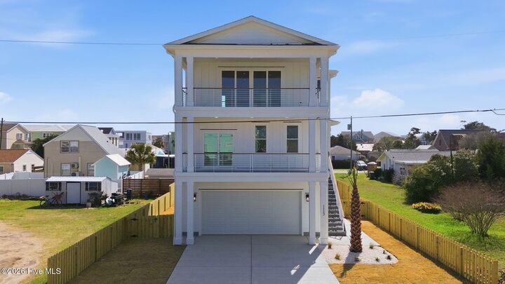 Property Photo:  113 Ocean View Avenue  NC 28449 