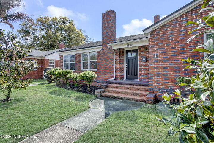 Property Photo:  4828 Astral Street  FL 32205 