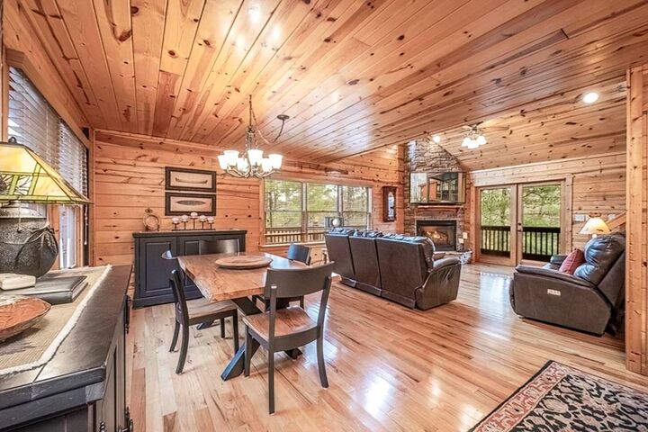 Property Photo:  225 Hiawatha Trail  GA 30513 