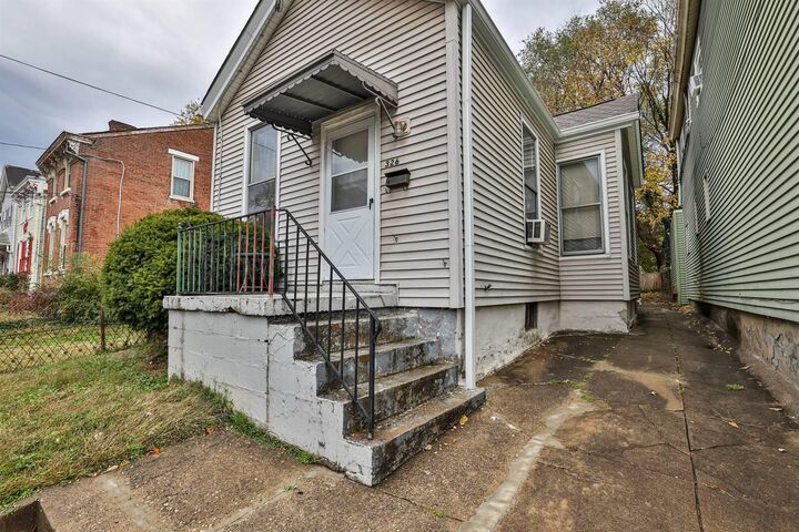Property Photo:  326 E 17th Street  KY 41014 