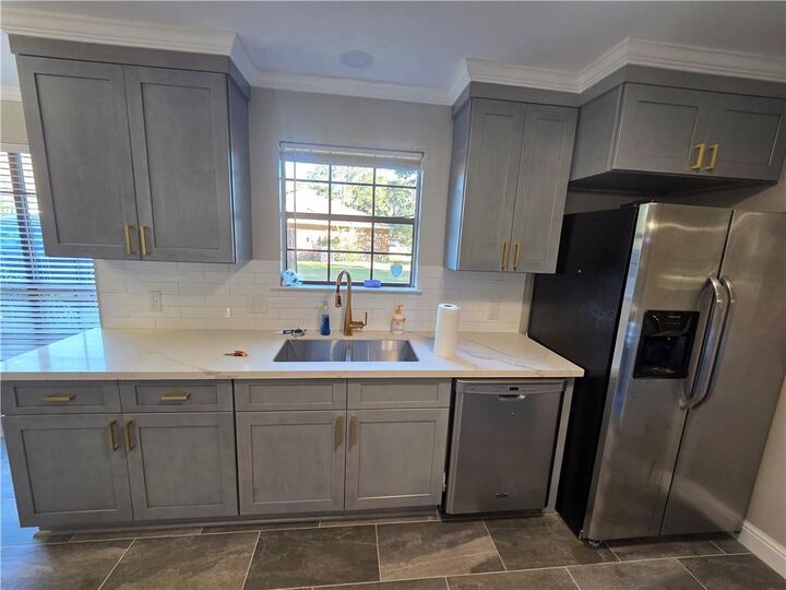 Property Photo:  12233 Parklawn Avenue  LA 70816 