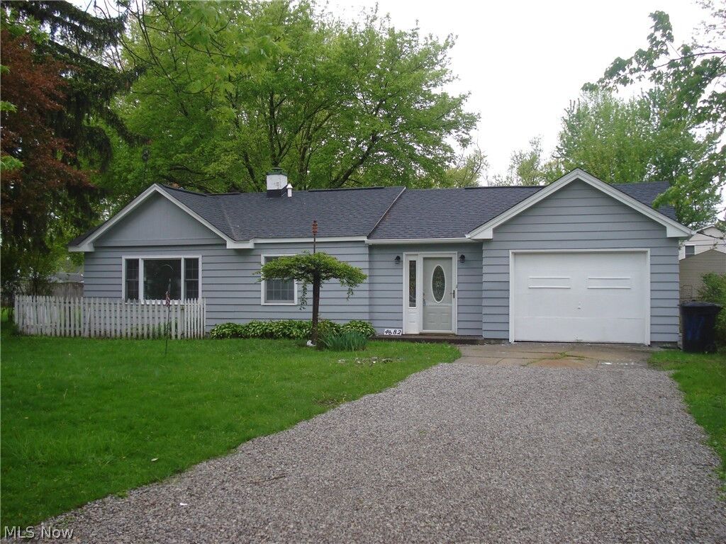 Property Photo:  4882 Belle Meadow Road  OH 44060 