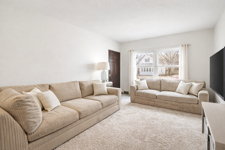 Property Photo:  3118 Newton Avenue N  MN 55411 