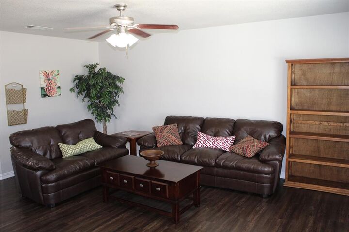 Photo de la propriété:  316 Jennifer Court  TX 76086 