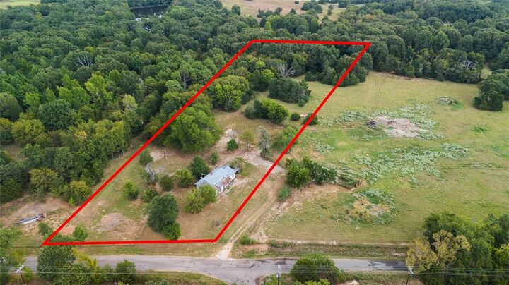 Property Photo:  573 Cr 1116  TX 75482 