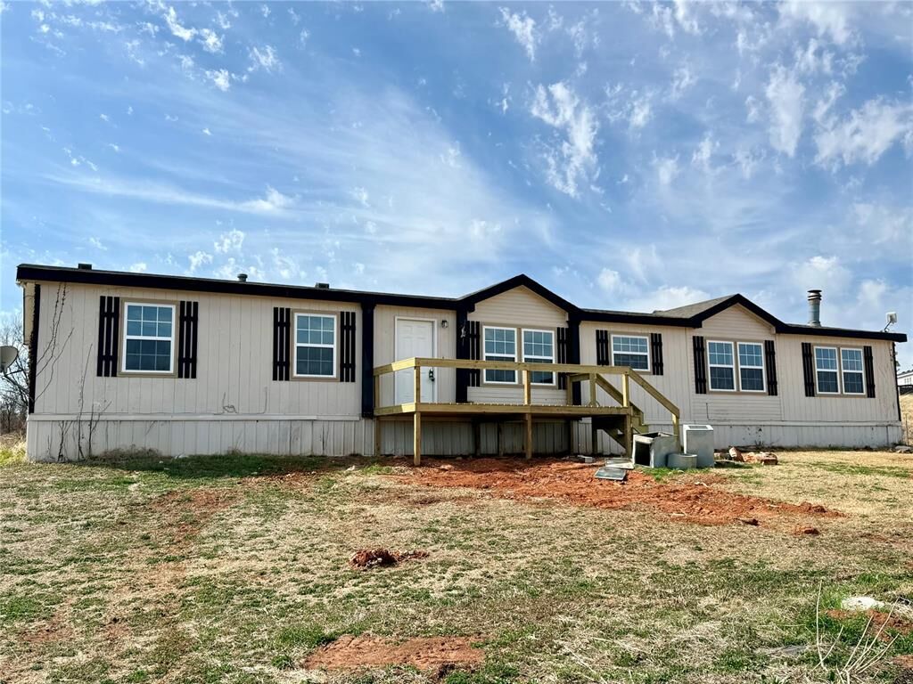 Property Photo:  1185 Cr 1386  OK 73018 