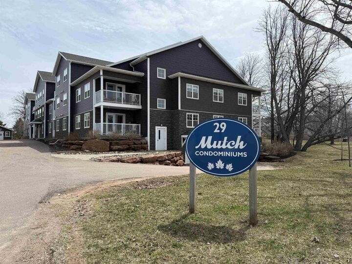 29 Stratford Road 101 — photo 1