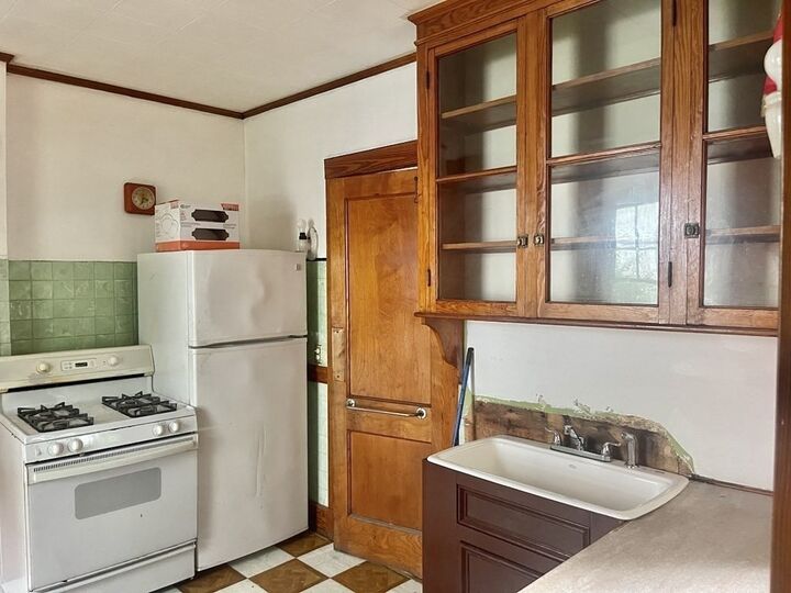 Property Photo:  47 Pleasant St  MA 02149 