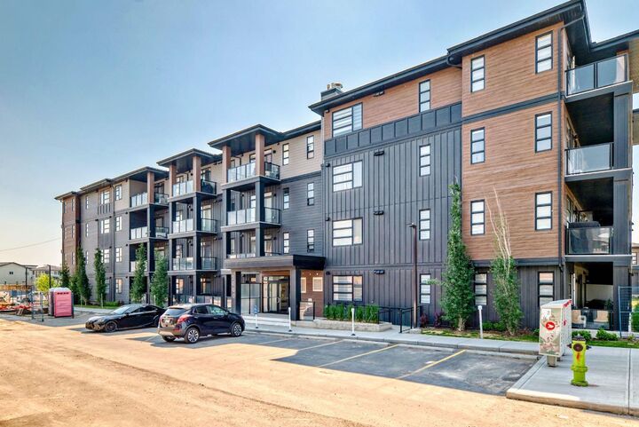 Property Photo:  55 Lucas Way NW 2307  AB T3P 2C7 