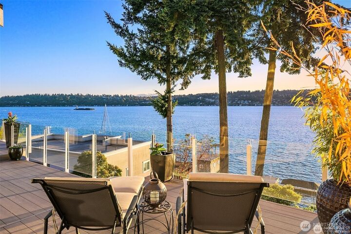 Property Photo:  16035  Inglewood Road NE  WA 98028 