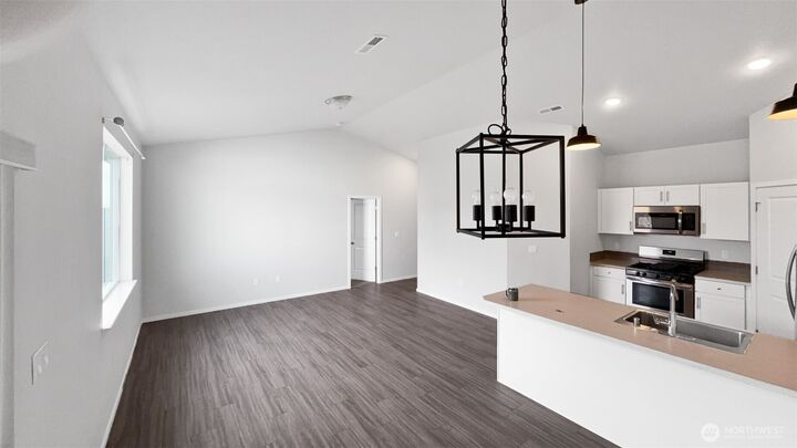 Property Photo: 5419 Remington Drive WA 99301