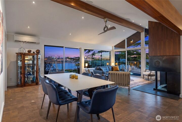 Property Photo:  2501  Canterbury Lane E 410  WA 98112 