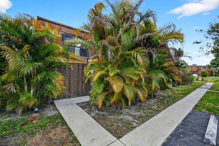 Property Photo:  110 N Delaware Boulevard 10C  FL 33458 