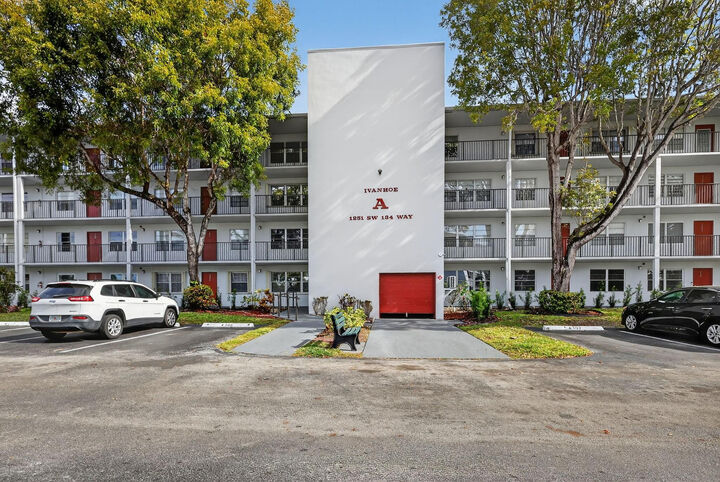 Property Photo:  1251 SW 134th Way 108 A  FL 33027 