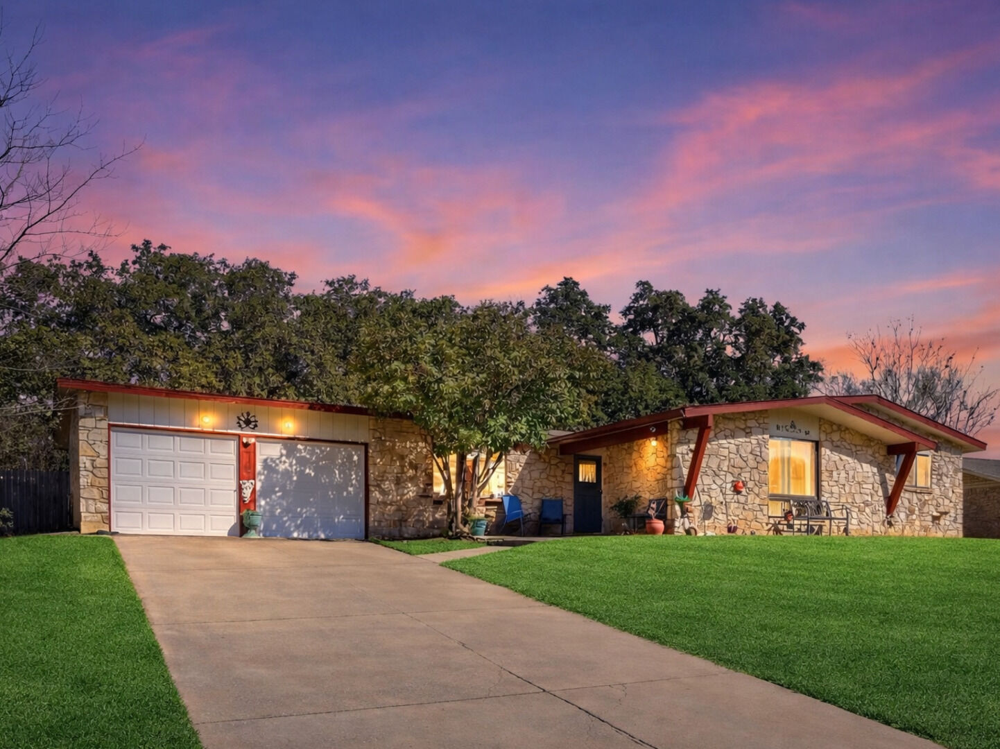 Property Photo:  113 Meadow Way  TX 78148 
