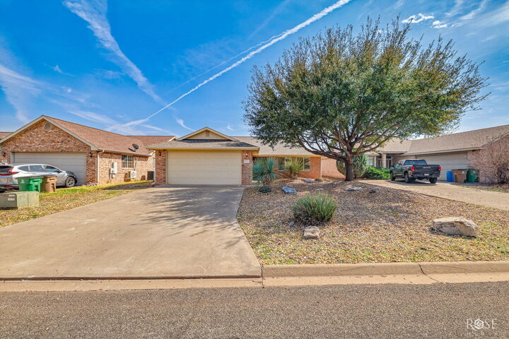 Property Photo:  4814 Oak Grove Boulevard  TX 76904 