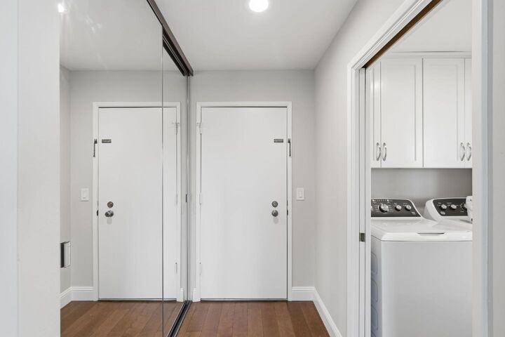 Property Photo:  1075 Shell Boulevard 7  CA 94404 