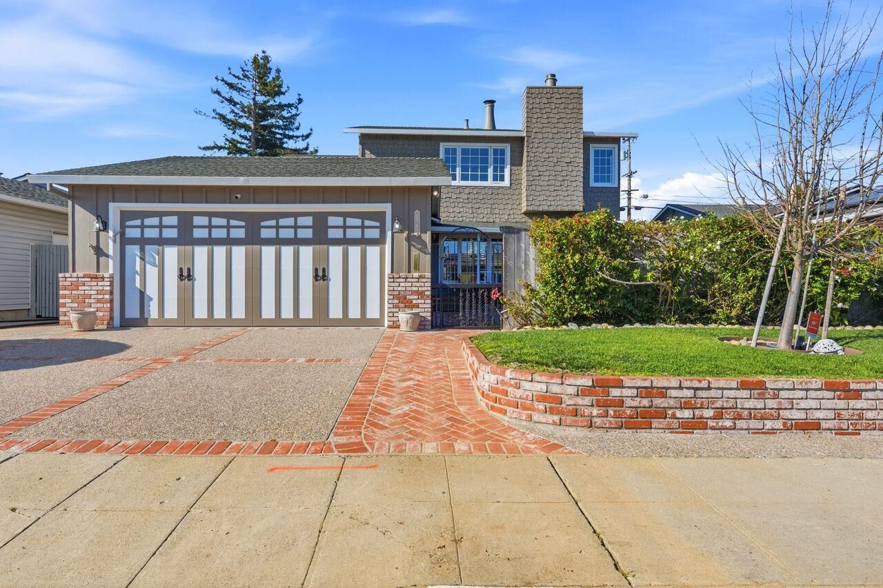 Property Photo:  1762 Kelly Street  CA 94403 