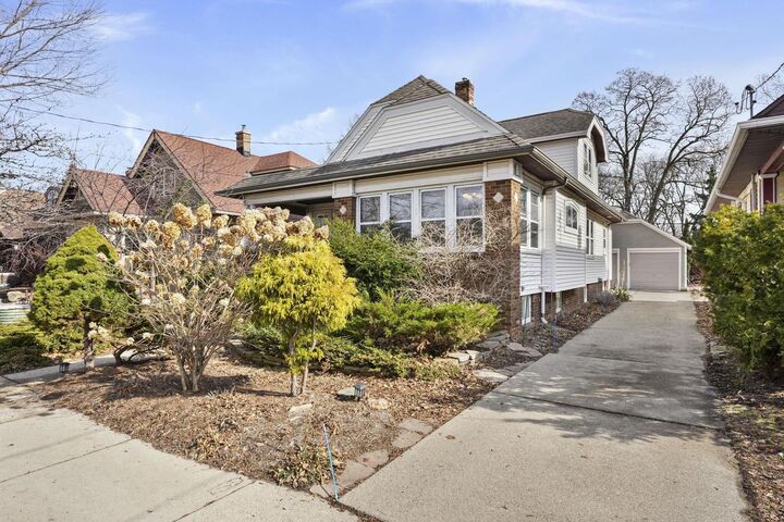 Property Photo: 1433 Spaight Street WI 53703