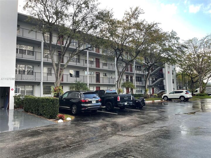 Property Photo:  1301 SW 134th Way 312B  FL 33027 