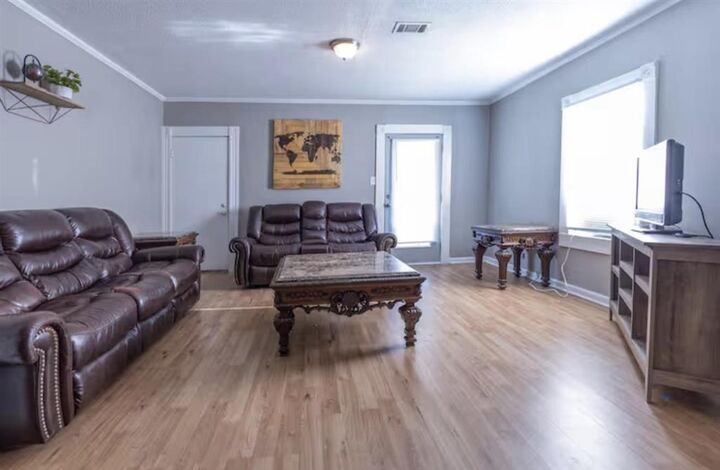 Property Photo: 313 Napoleon Street W LA 70663
