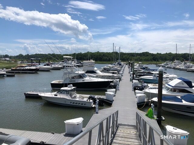 Property Photo:  379 Whitfield Street Bn2534  CT 06437 