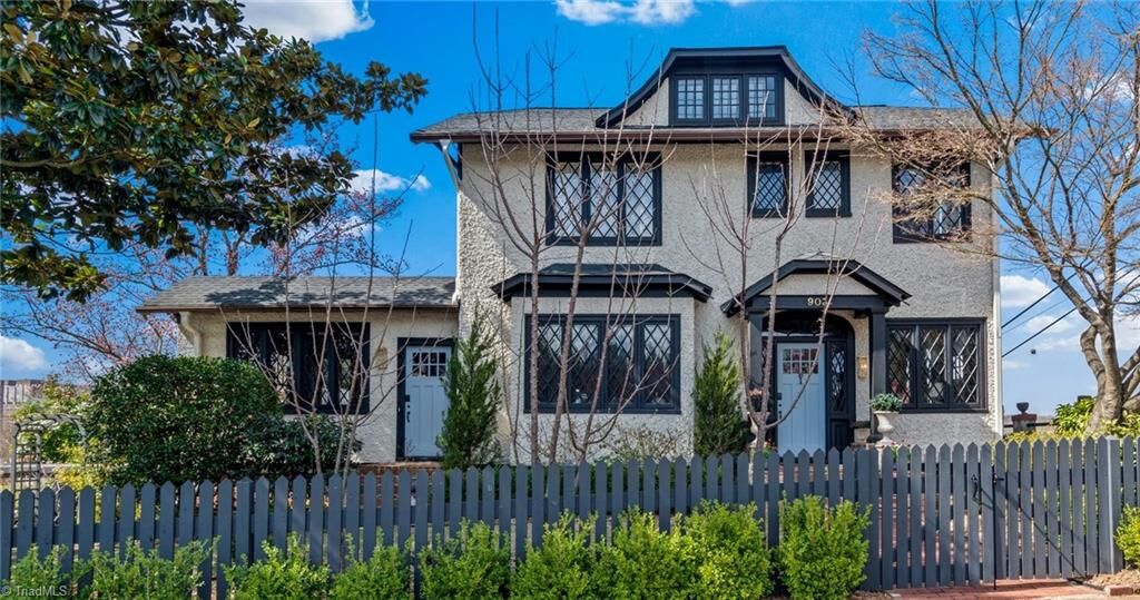 Property Photo:  903 West End Boulevard  NC 27101 