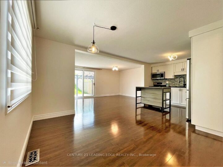 Property Photo: 6 Highbrook Street ON N2E 3P1