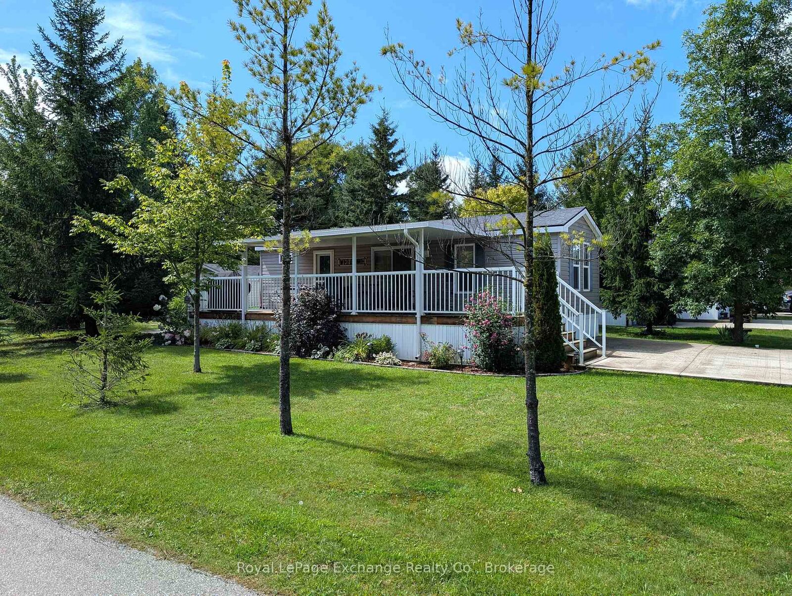 Property Photo: 13 Southline Avenue #P1 ON N0G 0E1