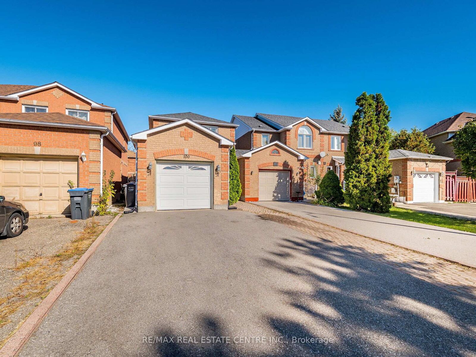 Property Photo: 100 White Tail Crescent ON L6Y 5B9