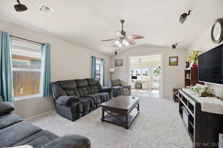 Property Photo:  10705 N 154th  OK 74055 