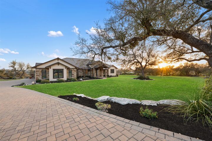 Property Photo:  8040 Carlton Ridge Cove  TX 78738 
