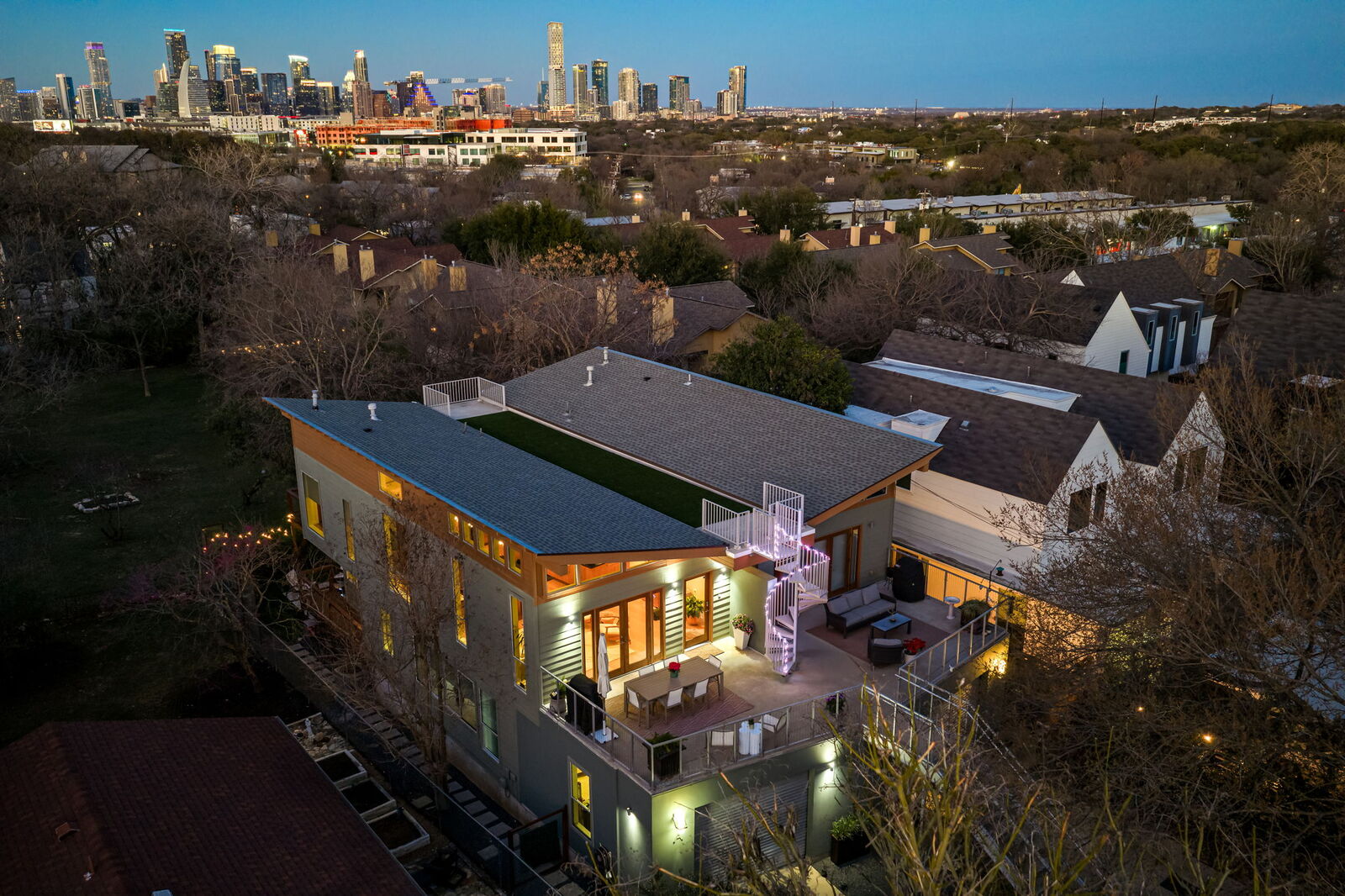 Property Photo: 1700 Ravey Street A TX 78704