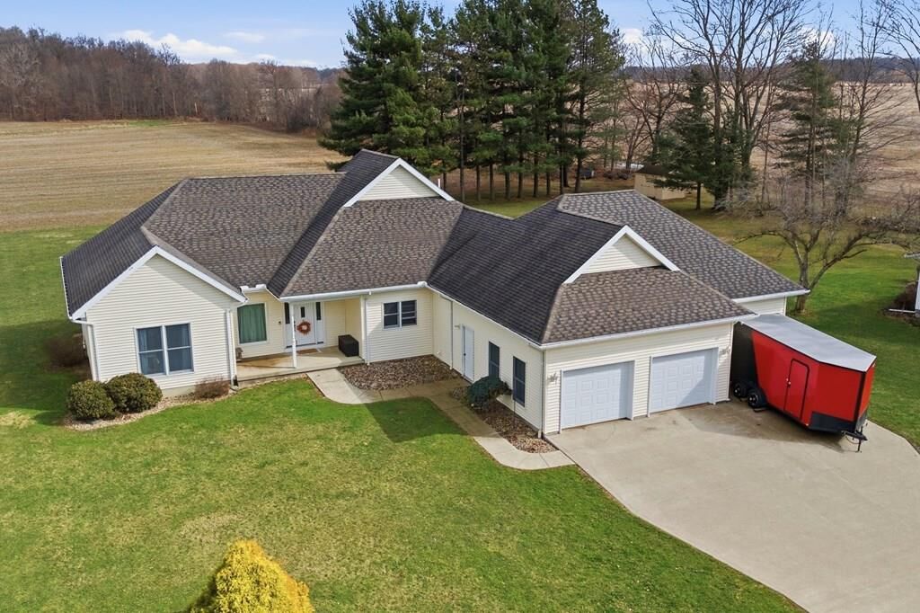 Property Photo:  65 S Kniffin  OH 44837 