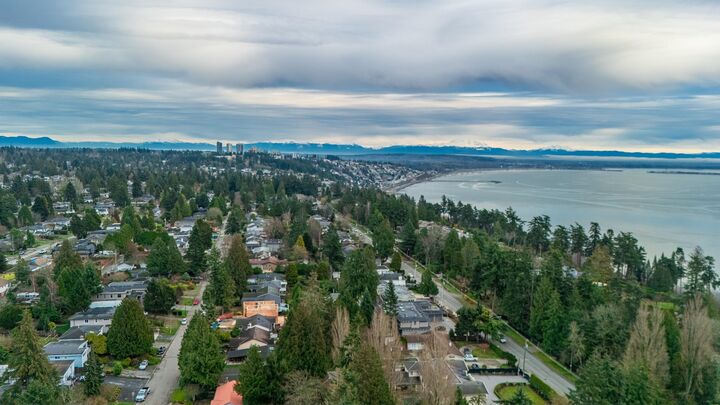 Property Photo: 13600 Blackburn Avenue BC V4B 2Y8