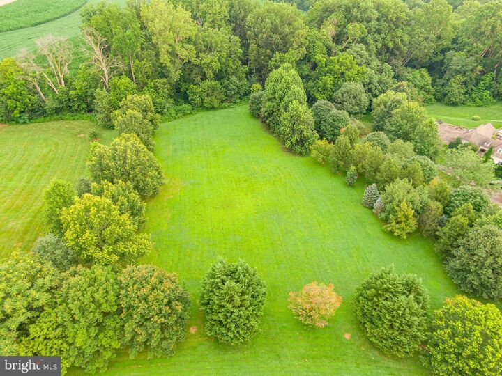 Property Photo:  115 Ridge Road  PA 17551 